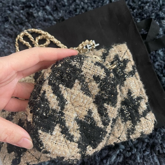 Chanel wallet on chain with pouch - Picture 11 of 12